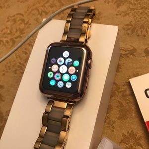 Rose Gold Apple Watch series 2 42 mm for trade